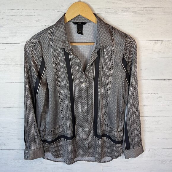 H&M Dress Shirt Womens Size 4 Black & White Geometric Button Down Silky Smooth - Picture 3 of 11